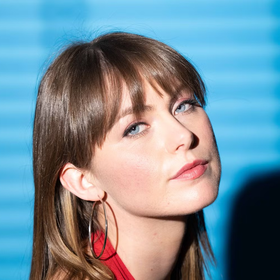 Artist photo of Anna Kajander | The single «Vår» was co-produced, recorded, mixed and mastered by Jonas Kroon – Music Mixer, Mixing Engineer, Mix Engineer | #mixedbykroon